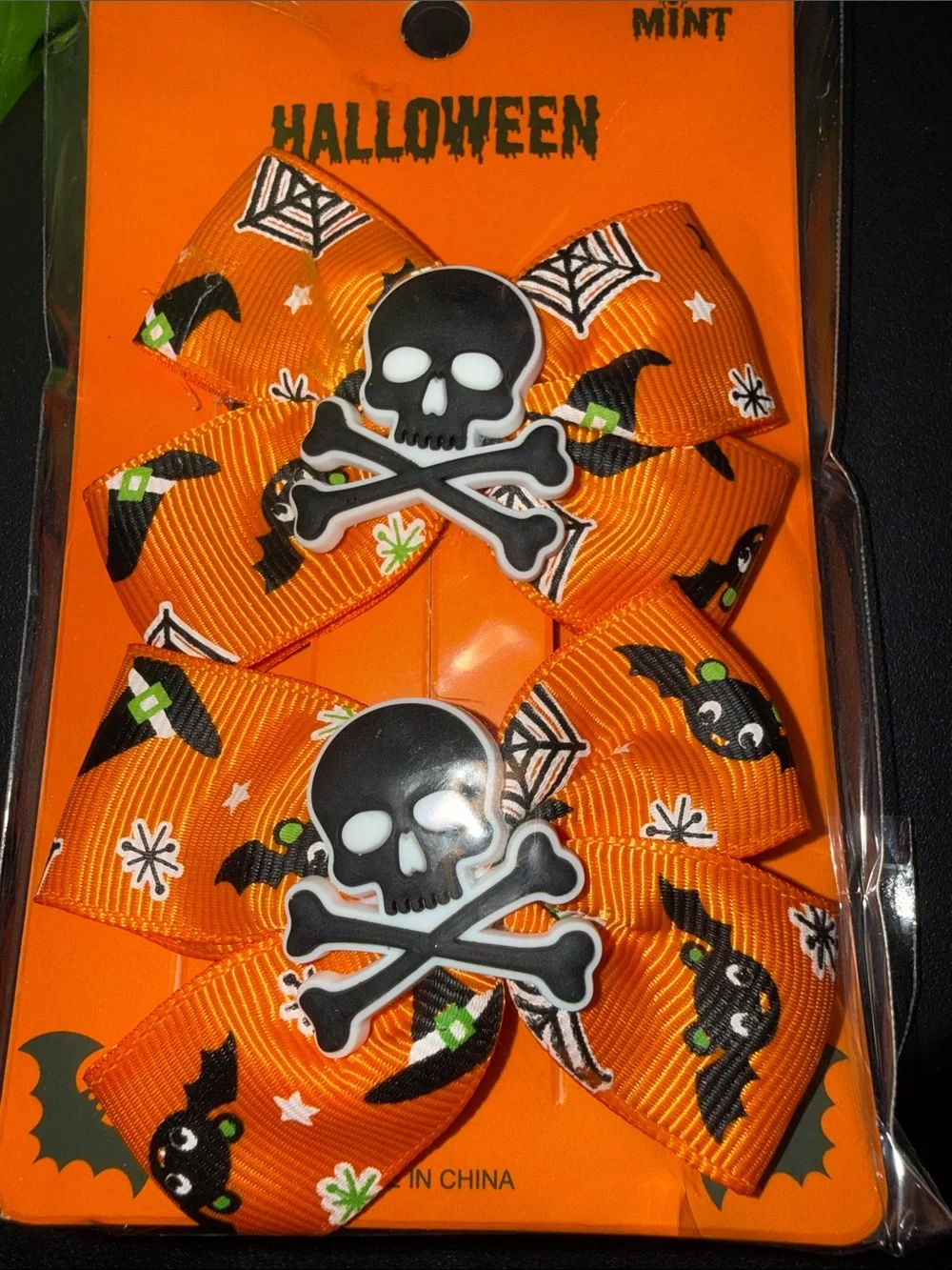 skull hair clips